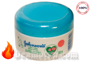 Combo 2 hộp Kem dưỡng ẩm Johnson's Baby Milk Cream 50g