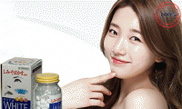 Vita White Plus Của Nhật - Viên Uống Trắng Da, Hỗ Trợ Trị Nám Và Tàn Nhang Hiệu Quả đồng thời làm trắng từ sâu bên trong tự nhiên. Vita White Plus C.E.B2 đem lại vẻ đẹp hoàn hảo cho bạn. Giá  290.000đ